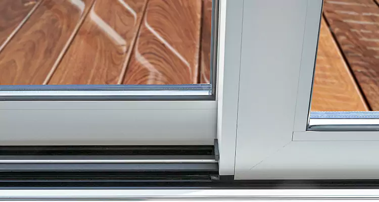 Patio Door Jammed Shut in Ferry Pass, FL