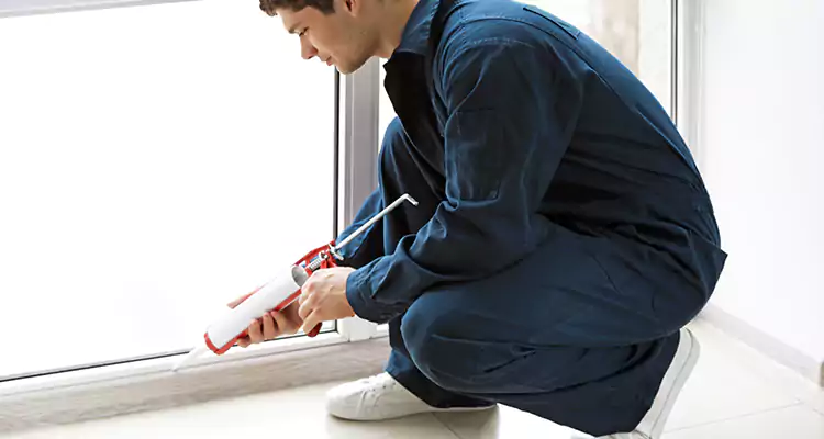 Window Glass Caulk Repair in Ferry Pass, FL