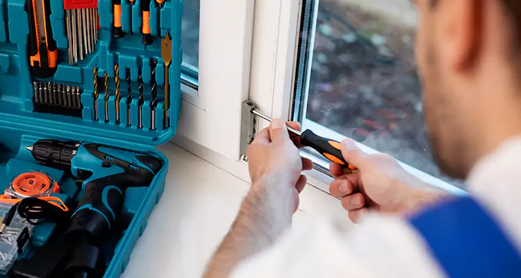 Mirrored Sliding Doors Replacement Expert in Ferry Pass, FL